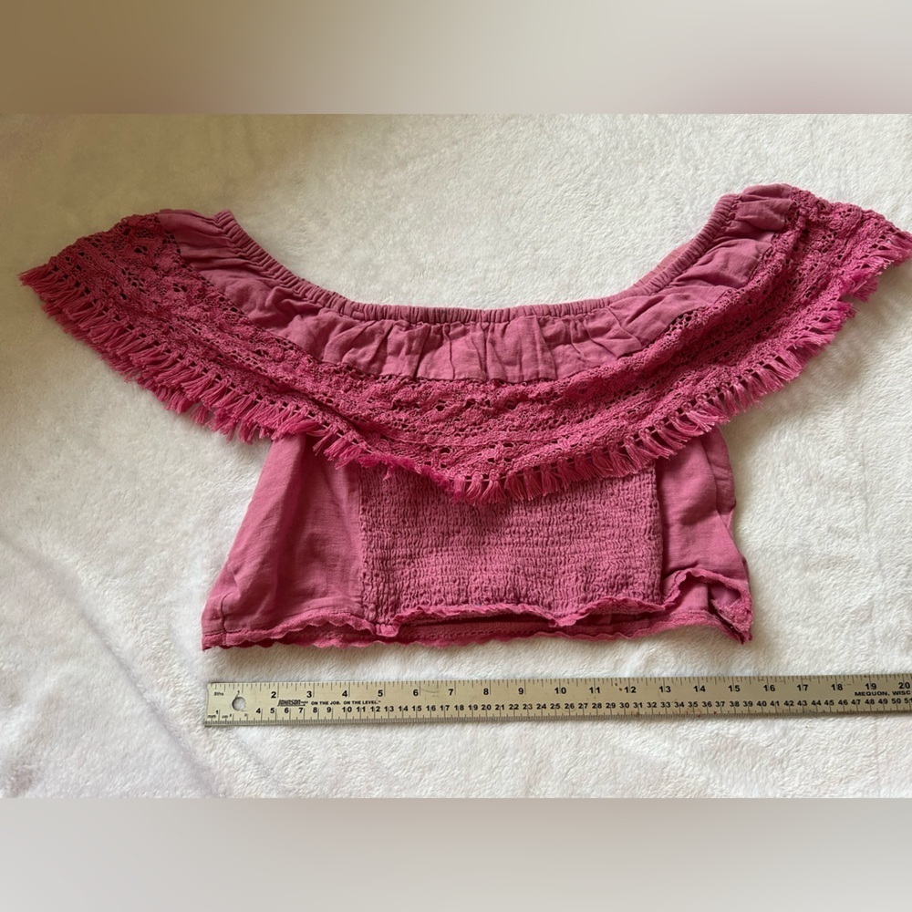 Pink Off Shoulder American Eagle Crop Top​